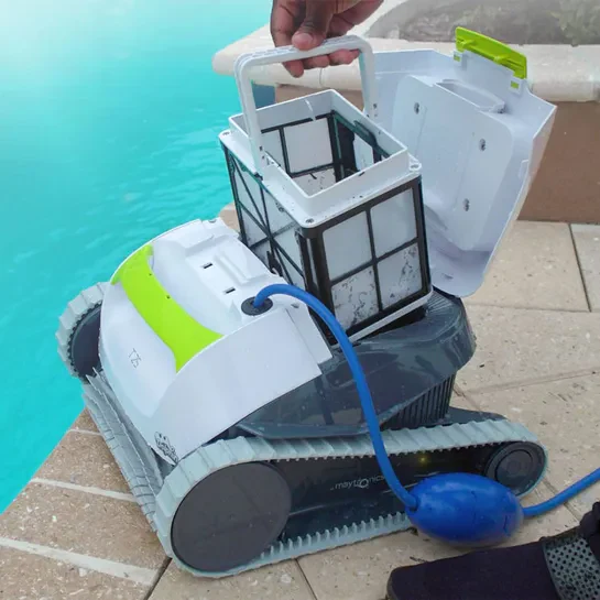 Robot T25 de Maytronics avec fil pour piscines creusée - Image 3